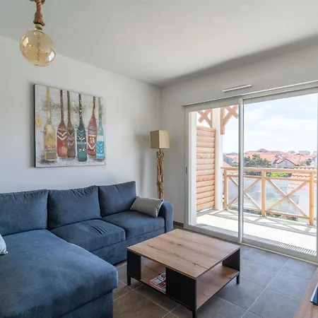 3* A 50m De L'ocean, 5 Pers, Clim, Wifi, Parking - - Fr-1-50-116 Apartment