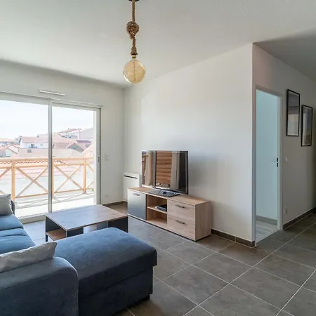 3* A 50m De L'ocean, 5 Pers, Clim, Wifi, Parking - - Fr-1-50-116 Apartment