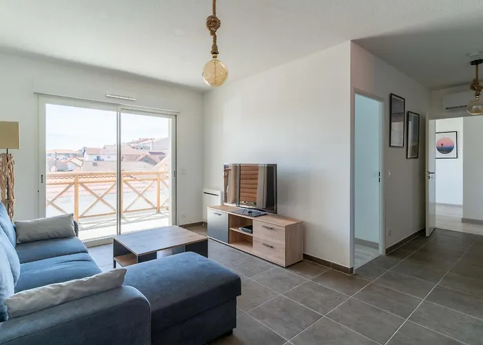 3* à 50m De L'océan, 5 Pers, Clim, Wifi, Parking - - Fr-1-50-116 Apartment